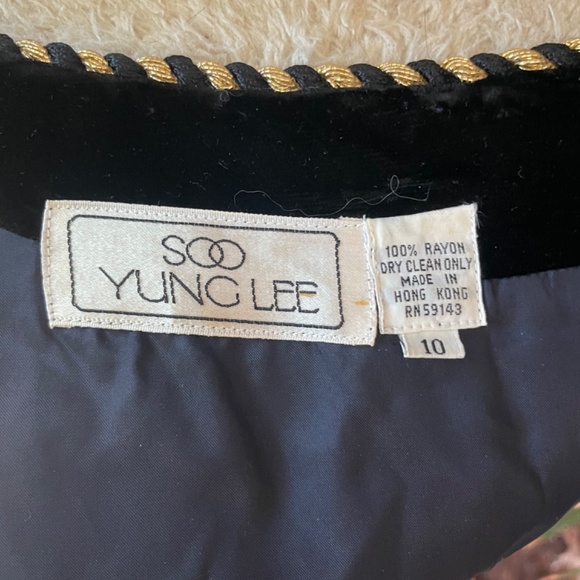 SOO YUNG LEE Vintage 1980s Black Velvet Evening Jacket US size 10 Blazer - Picture 2 of 3